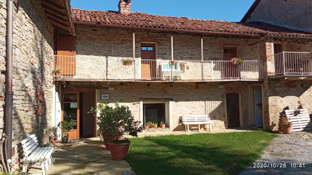 Cascina Boschetto Panzió Saliceto Kültér fotó